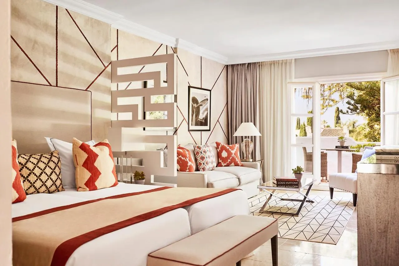 Puente Romano Beach Resort Marbella 5*,
